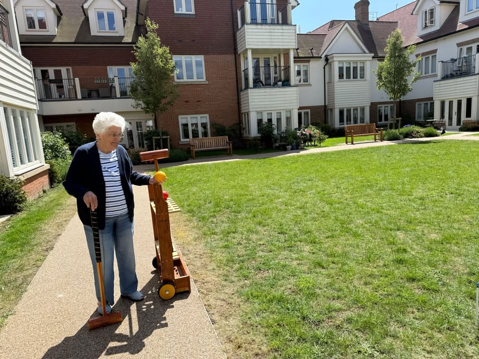 Perfect day for croquet at Ledian Gardens!☀️  Friendly fun, fresh air &amp; smiles all round 🌿🏏 Want to join? Call 01227 200 793 💚 

#LedianGardens #Croquet #InspiredVillages #RetirementLiving