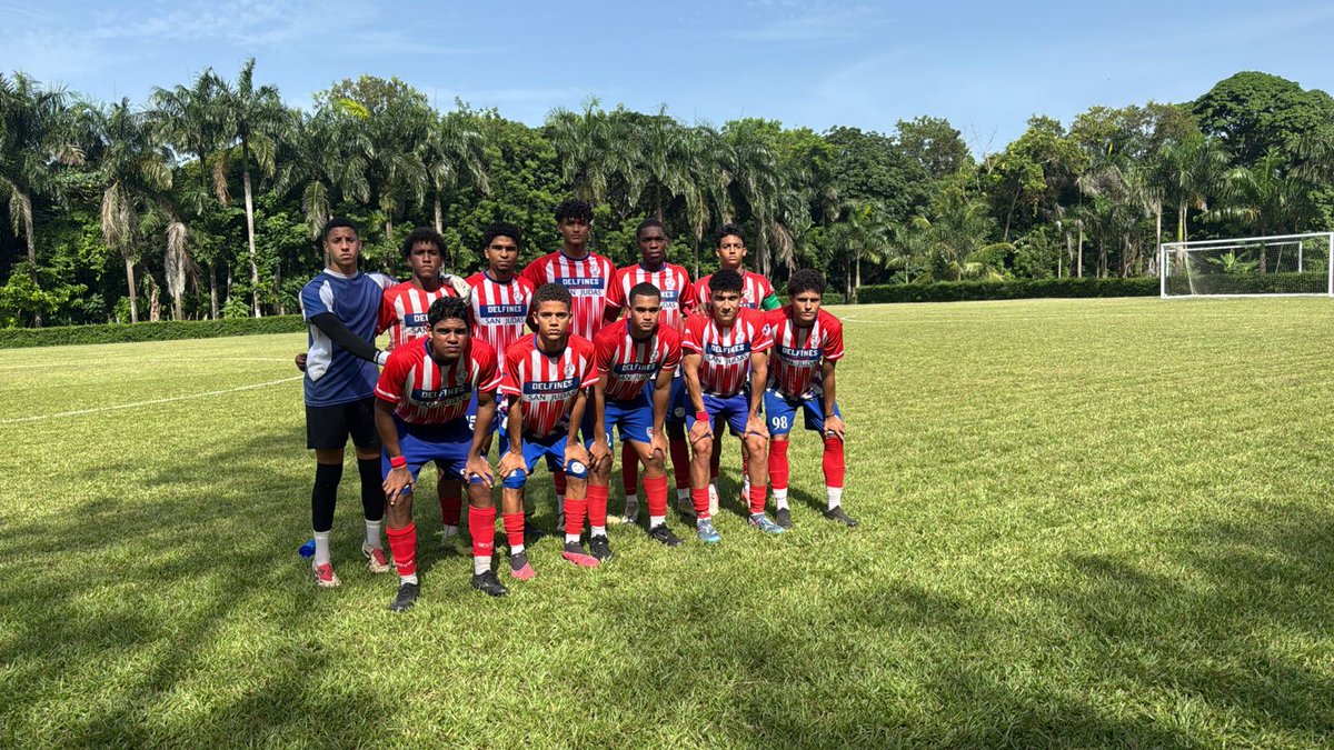 La FDF continuará su accionar este fin de semana con 15 partidos. Los desafíos se efectuarán desde este jueves 10 al domingo 13 de julio de 2025 a lo largo y ancho del país.
Más info🔗: fedofutbol.do/proseguiran-la…

#FDF #FederacionDominicanaDeFutbol