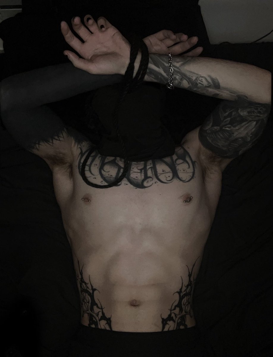 can one of you untie me pls