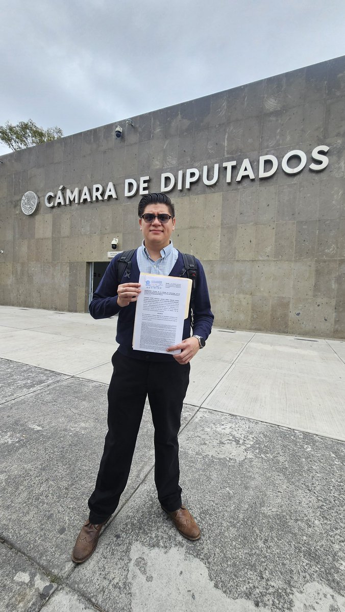 Mexicanos Contra la Corrupción (@mxvscorrupcion) on Twitter photo #Entérate: Hoy acudimos al <a href="/senadomexicano/">Senado de México</a> y a <a href="/Mx_Diputados/">H. Cámara de Diputados</a> a presentar denuncias por opacidad en sus contratos públicos.
Tras la desaparición del INAI, sus Contralorías Internas deberían entregarnos la información.
Consulta nuestro reporte en: contralacorrupcion.mx/8-de-cada-10-c… #Entérate: Hoy acudimos al <a href="/senadomexicano/">Senado de México</a> y a <a href="/Mx_Diputados/">H. Cámara de Diputados</a> a presentar denuncias por opacidad en sus contratos públicos.
Tras la desaparición del INAI, sus Contralorías Internas deberían entregarnos la información.
Consulta nuestro reporte en: contralacorrupcion.mx/8-de-cada-10-c…