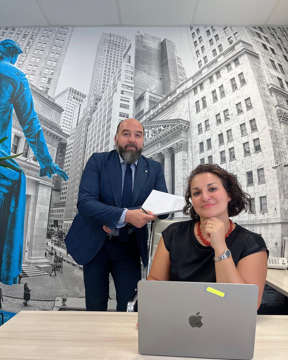MFiacchi's tweet photo. Credo fermamente nel potere del lavoro di squadra. Ogni membro, con i propri ruoli e compiti specifici, contribuisce al raggiungimento di un obiettivo comune.  Come in un mosaico, ogni tessera, seppur diversa, è essenziale per comporre l'immagine finale.  Sinergia, collaborazione https://t.co/CGuEtczvJ3