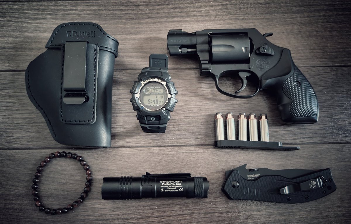 krjnjn's tweet image. #everydaycarry