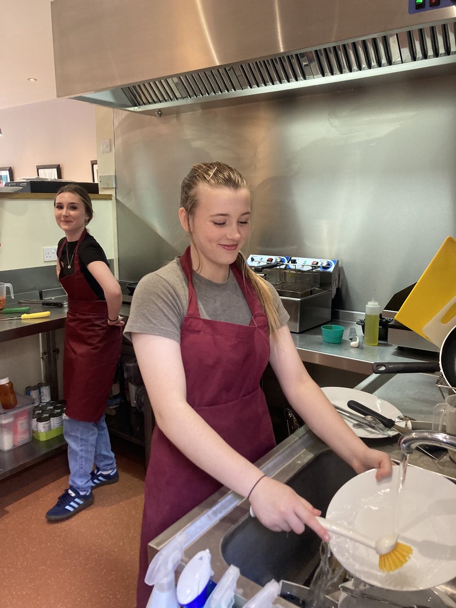 artilleryyc's tweet image. Four young people started their paid work experience programme today in our social enterprise Cafe. Fourteen young workers will take part throughout July and August learning to bake and cook, handle payments and deal with customers…youth work done differently…