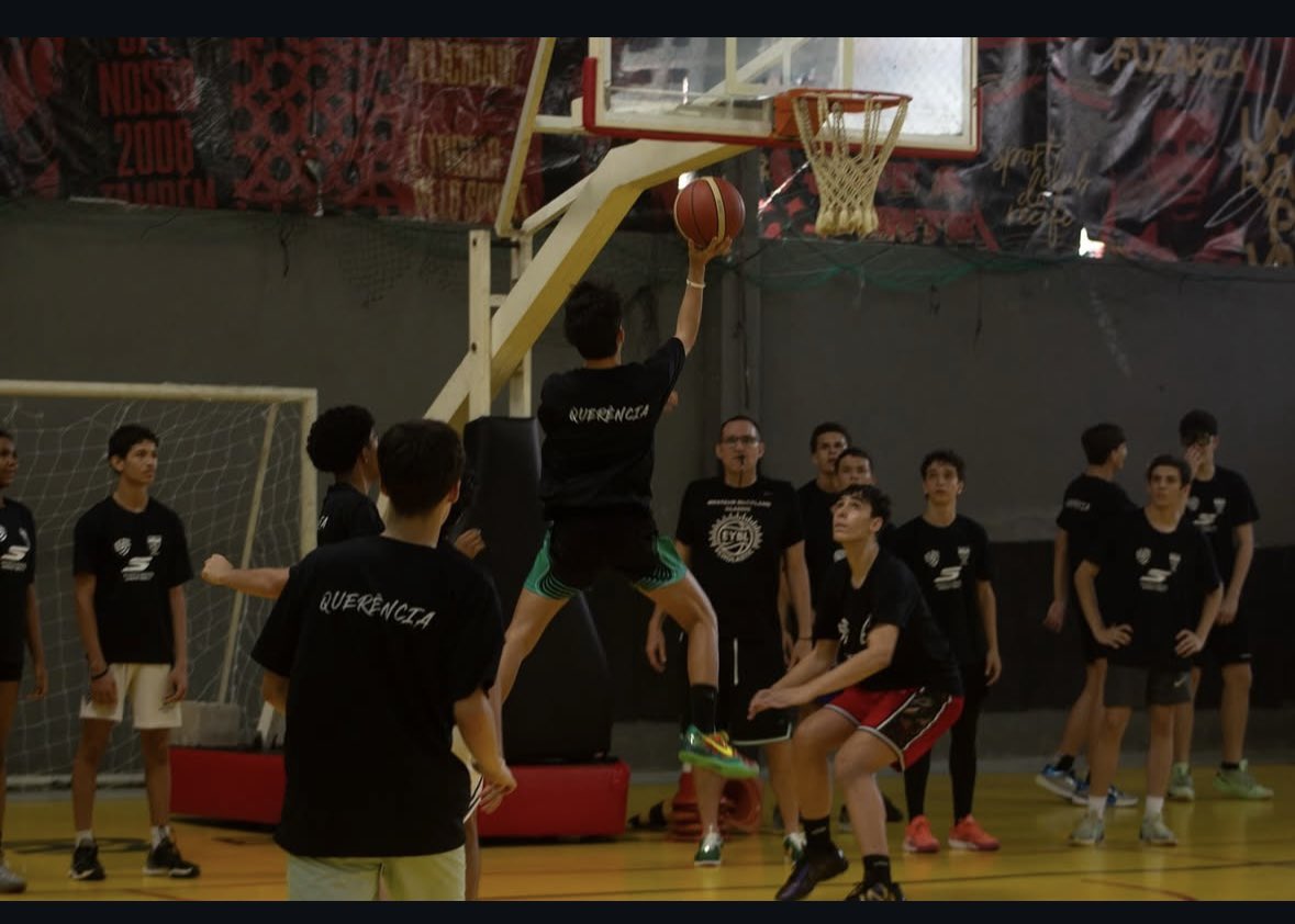 coache_graves's tweet image. Last day of camp in Recife Brazil. A great 3 days with these players and blessed to work with these coaches. @coachdanprete @bbruno80 @vinidiniz @nalberth_r2n   Now we head to the city of Joao Pessoa for our next session of camp!