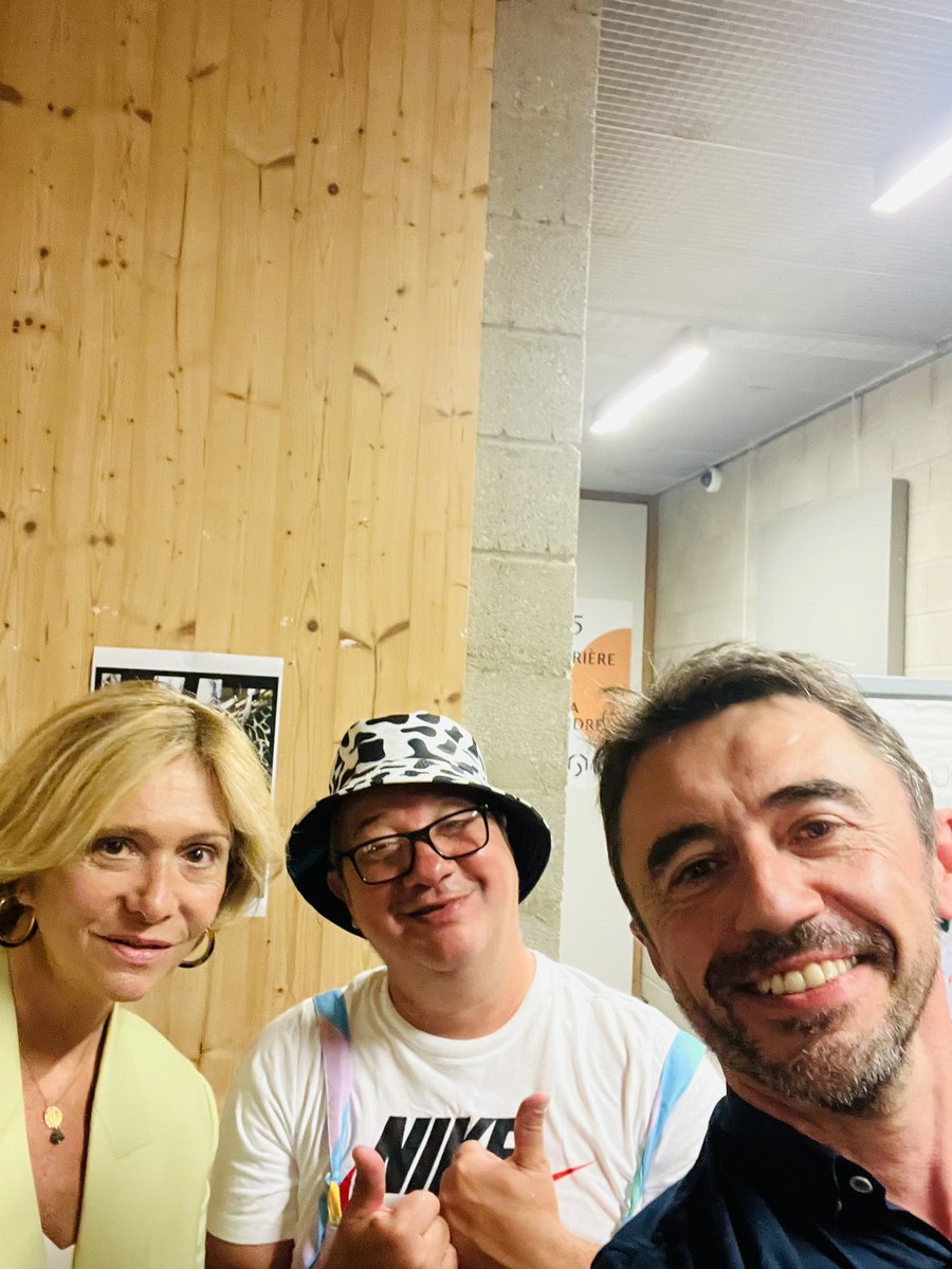 yannwehrling (@yannwehrling) on Twitter photo Bravo <a href="/ludovicf_off/">Ludovic 🧹♻️</a> pour ton spectacle ce soir à la <a href="/IciConversation/">La Maison de la conversation</a>. <a href="/vpecresse/">Valérie Pécresse</a> on a beaucoup aimé. Émouvant, sincère, et pour la planète ! Bravo <a href="/ludovicf_off/">Ludovic 🧹♻️</a> pour ton spectacle ce soir à la <a href="/IciConversation/">La Maison de la conversation</a>. <a href="/vpecresse/">Valérie Pécresse</a> on a beaucoup aimé. Émouvant, sincère, et pour la planète !
