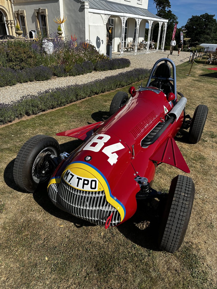 classiccarguru1's tweet photo. Today’s #Tipo184 adventure
The Celebration of Speed at Lympstone Manor
😎 https://t.co/djojsBeHPn
