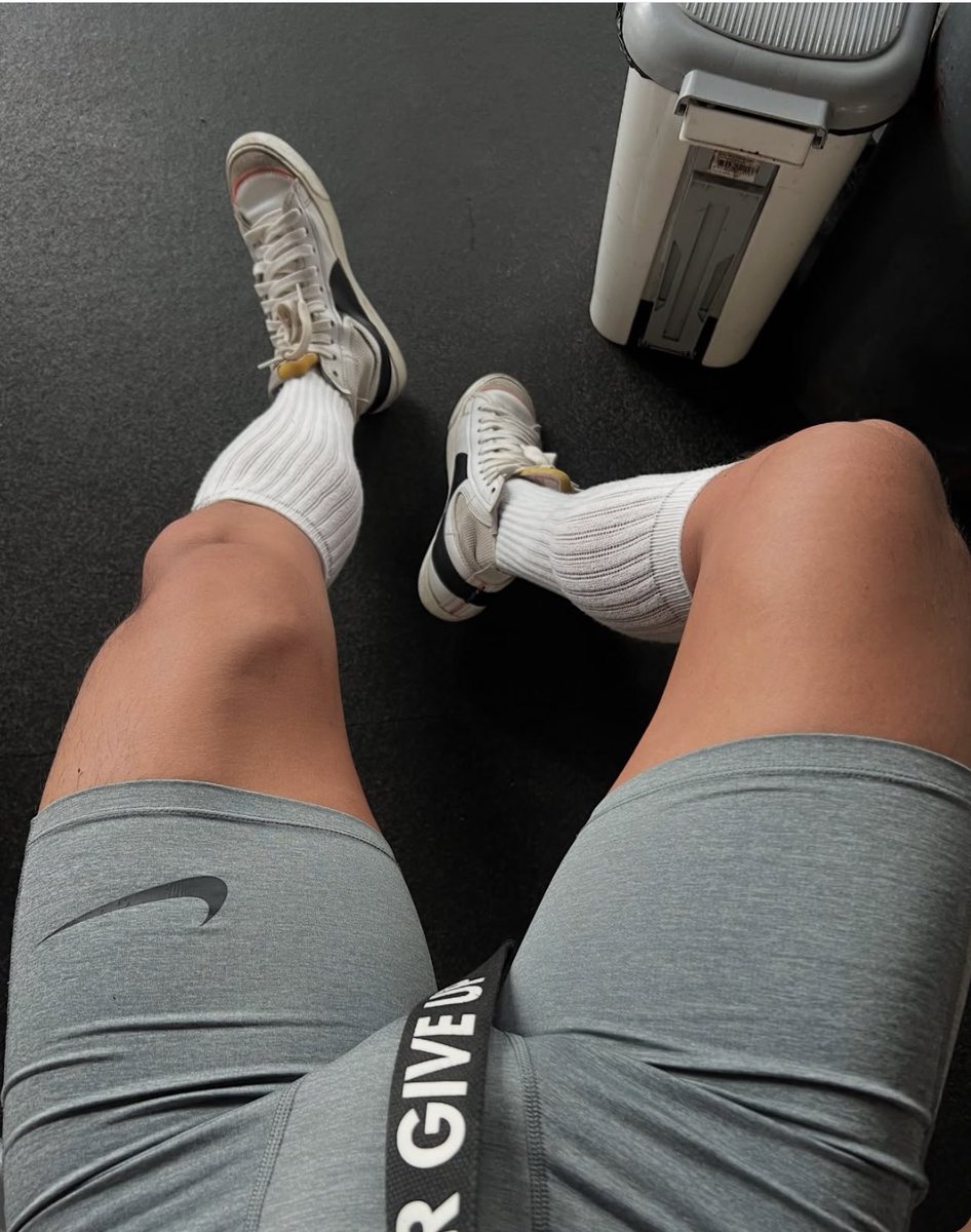 sockslove (@pornsteenn) on Twitter photo 