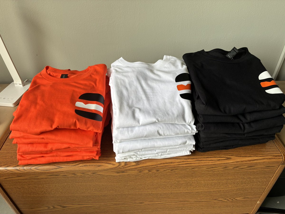 AbleNotLabel's tweet image. Thanks to Between the Bun for continuing to suport the students at NRCS! We had a blast creating your swag! 🍔