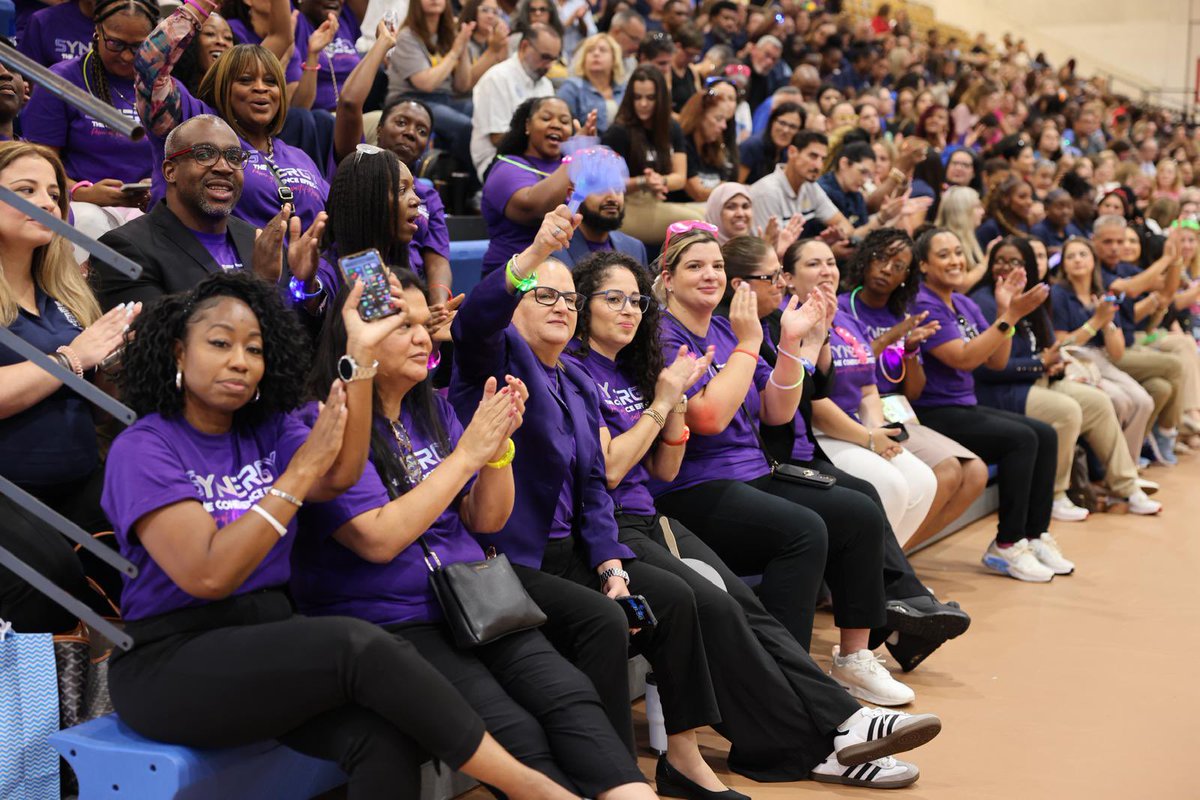 SuptDotres's tweet image. The energy at @Synergy_MDCPS 2025 today was contagious! Fueled by The Coherence Effect: Power of One, Impact of Many, we gathered as one team—with one vision—to spark inspiration across our district. With innovation, bold new programs, and a renewed focus on excellence, we’re…