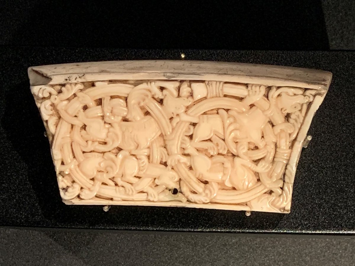 This sinuous (yes, I just learnt a new English adjective) bishop’s crozier from ca. 1100–1150, found in Nidaros, Norway, is carved from imported elephant ivory (a real luxury). Its interlaced animal motifs echo Viking art, blending Norse tradition with Christian religion.

A