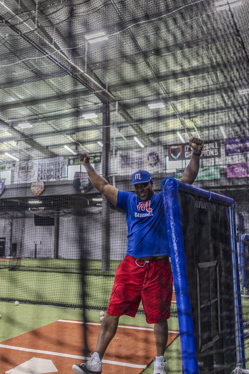 Mashbaseballs's tweet image. We had @ESPNCleveland & Super Bowl Champion Je’Rod Cherry stop by for some swings at the Mash Factory today.