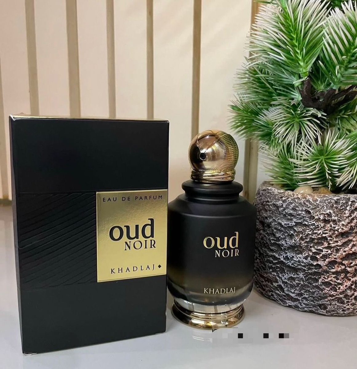 Hazelbarbieee's tweet photo. @Empress_Brymex I sell perfumes https://t.co/X3DE8t9xlA