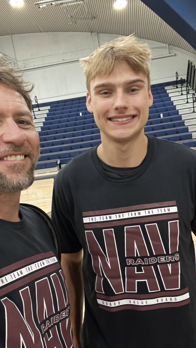 JackBanks_24's tweet image. What an amazing opportunity this was for me. I got the text in April seeing if I wanted to be an assistant coach/ skill development for my former coach for a rival high-school. I took a step out of my comfort zone. I was thrown into a role which required me to become a leader