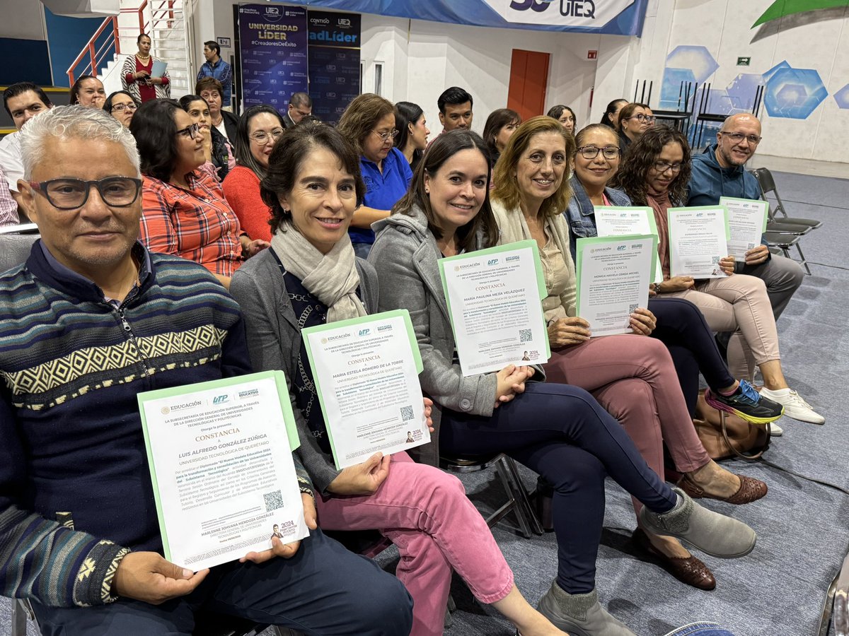 #QroLíderEnEducación

Muchas felicidades a nuestras y nuestros docentes #HalconesUTEQ de la División de Idiomas, Tecnologías de la Automatización e Información, División Económica Administrativa, División Industrial y de la División de Tecnología Ambiental a quienes hoy tuve la