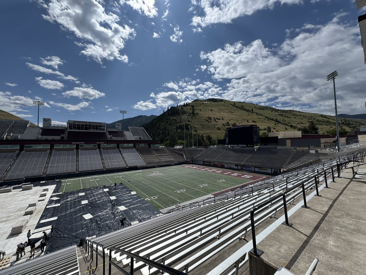 Ethan Prescott (@ethanpres7) on Twitter photo Had a great time competing <a href="/MontanaGrizFB/">Montana Griz Football</a> camp! Thank you for showing me around the facilities <a href="/GrizCoachGreen/">Justin Green</a>. <a href="/coachcooperUM/">Roger Cooper</a>
<a href="/CoachTimHauck/">Tim Hauck</a> Had a great time competing <a href="/MontanaGrizFB/">Montana Griz Football</a> camp! Thank you for showing me around the facilities <a href="/GrizCoachGreen/">Justin Green</a>. <a href="/coachcooperUM/">Roger Cooper</a>
<a href="/CoachTimHauck/">Tim Hauck</a>
