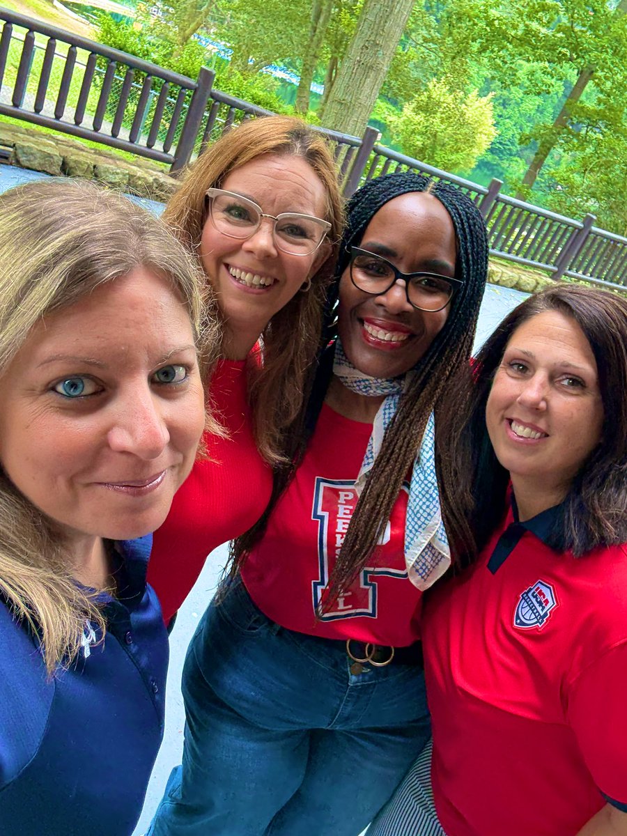 Ellen_Gerace's tweet image. Another great Administrative Summer Retreat filled with data analysis, planning, reflection and collaboration! #KeepingthePromise 💙❤️💙
