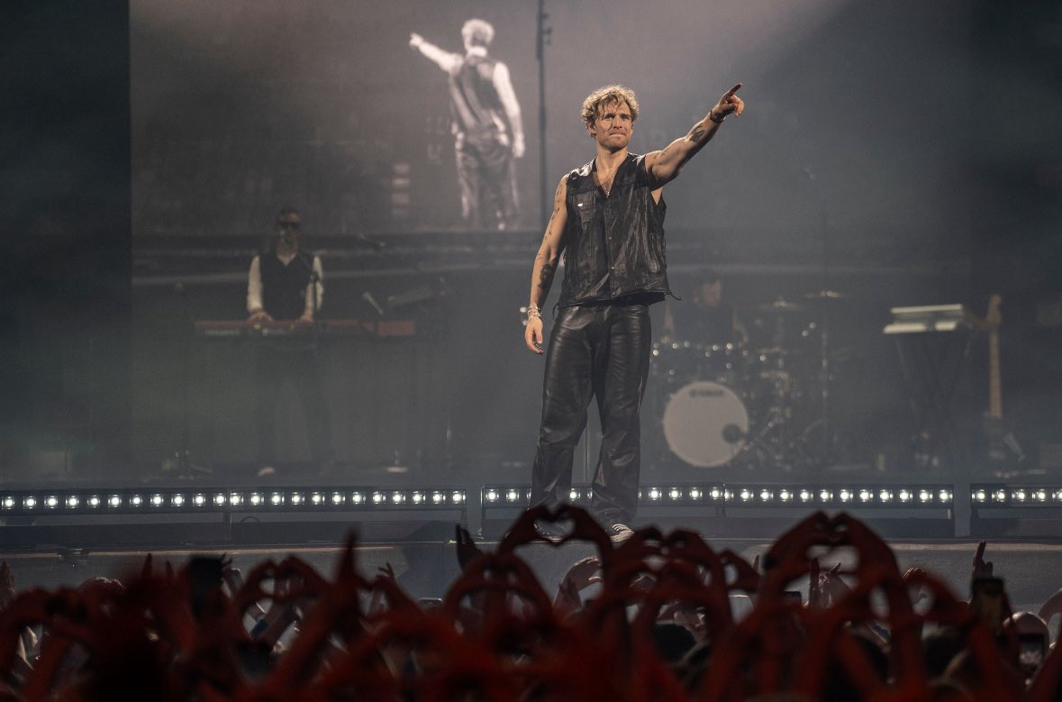 I’m so excited to finally share this with you - the full concert from Royal Arena is now available online! That night in Copenhagen was honestly one of the biggest moments of my life. If you were there, you know how special it was 🙏🏼
go.onair.events/christopher-so…
<a href="/on_air_events/">ON AIR</a>