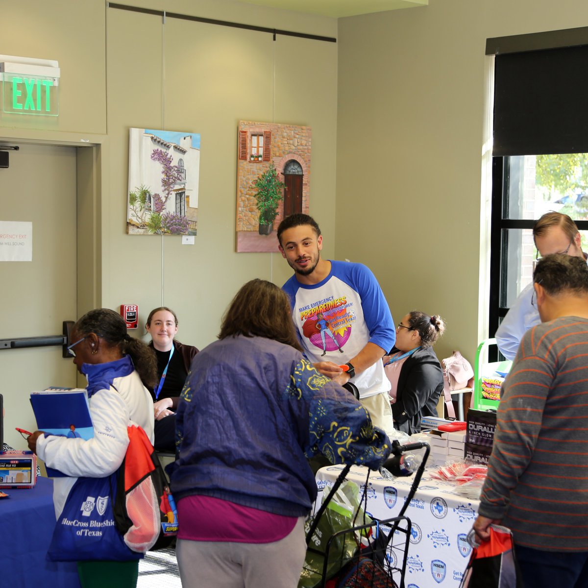 AustinHSEM's tweet image. Join us for our next Emergency Preparedness Pop-Up on Wed. July 16, 3 to 6 p.m. at the Twin Oaks Branch Library, 1800 S 5th St. The first 25 guests will receive an emergency supply kit. Limit 1 per household. Visit ReadyCentralTexas.org for the complete pop-up schedule.