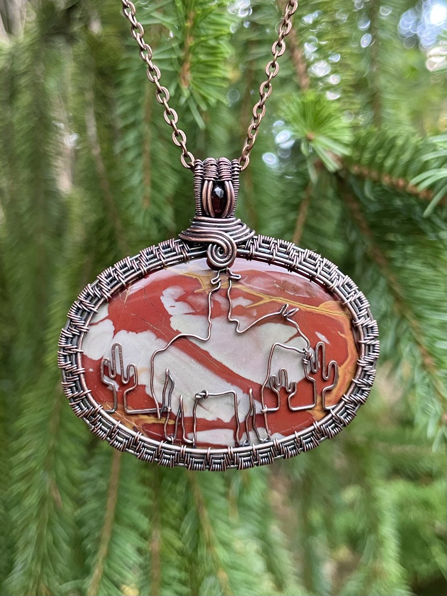 Someone on TikTok requested that I make a desert scene pendant featuring a horse &amp; im loving the cowboy vibes lol. 🐴🌵🤠🏜️What do you think?