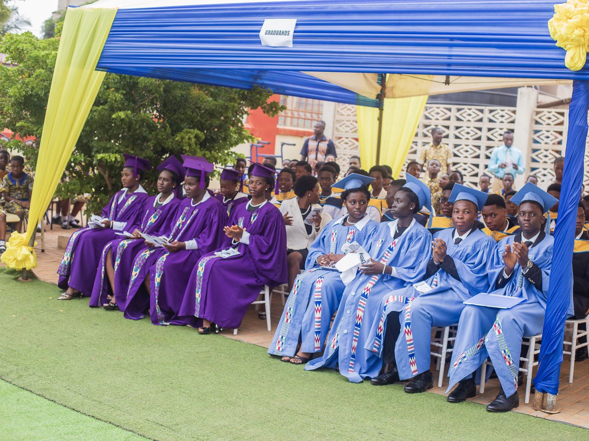 SMDPSgh's tweet photo. #SMDPSGraduation - Class of 2025. ๐๐๐
๐: โ๐๐๐๐๐๐๐๐๐ ๐พ๐ผ๐๐๐๐
#SMDPS #StMartindePorresSchool #TheSMDPSadvantage #Graduation #SMDPSGraduation2025 #SMOPA https://t.co/RawpoqToEo