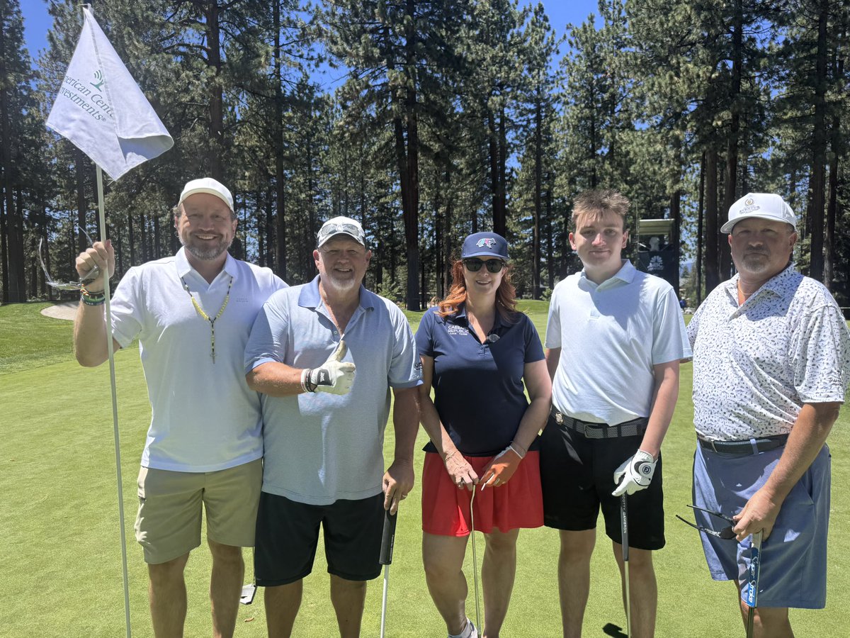 GitRDoneLarry's tweet image. Another great pairing in Lake Tahoe thanks to @caesarsrepublic
@harrahstahoe
@caesarssports
@caesarsrewards
@caesarsent