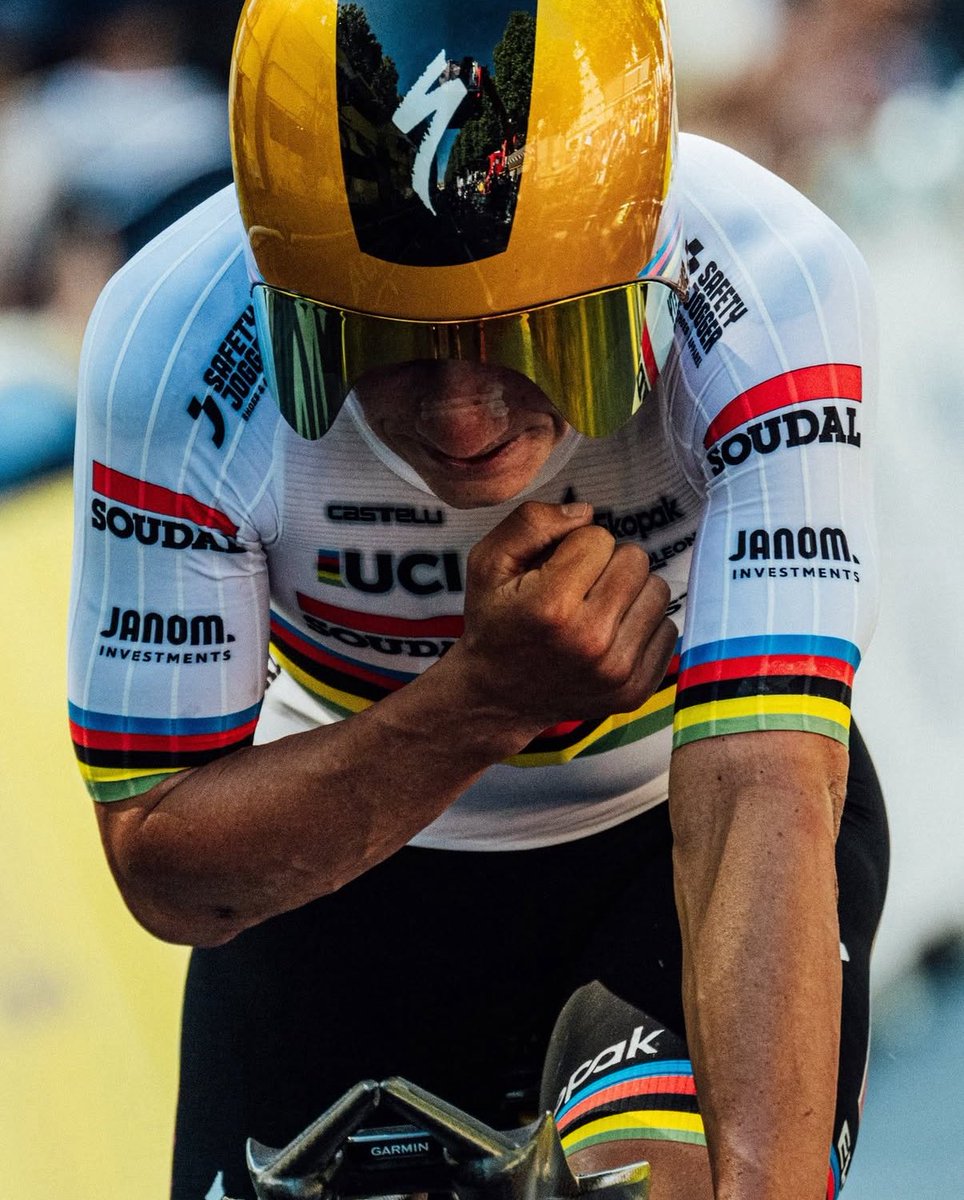 Lukáš Ronald Lukács tweet media