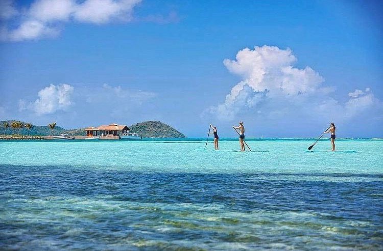 Our tranquil sea is perfect for soft adventure and creating unforgettable memories! ✨❤️🇻🇬 #britishvirginislands
#bvi #travel #paradise 📷 <a href="/oilnutbay1/">Oil Nut Bay</a>