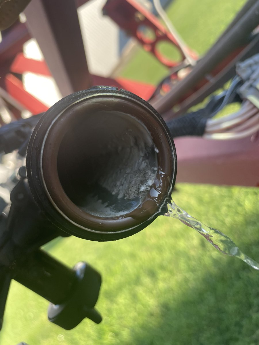 Callum Lawrence (@callum_nvp2) on Twitter photo <a href="/NValleyP2/">North Valley Precision Planting</a> <a href="/KippenAndrew/">Andrew Kippen</a> Double header week installing Reclaim, our recirculating boom upgrade to two identical case patriots!
One was north of Winnipeg and in the Notre Dame area. <a href="/NValleyP2/">North Valley Precision Planting</a> <a href="/KippenAndrew/">Andrew Kippen</a> Double header week installing Reclaim, our recirculating boom upgrade to two identical case patriots!
One was north of Winnipeg and in the Notre Dame area.