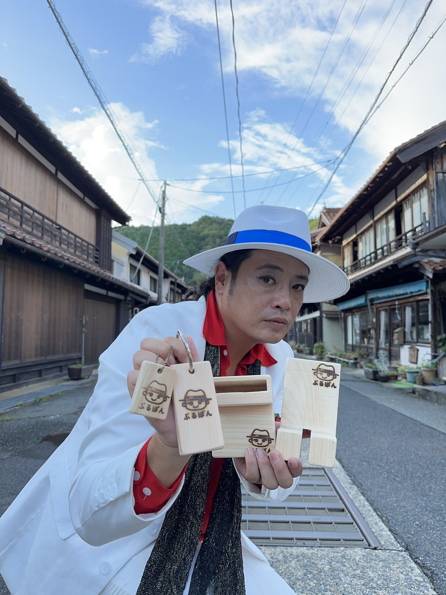 世界の民芸　昭和47年初版本　吉之介サイン入り 世界の民芸 昭和47年初版本 吉之介サイン入り
