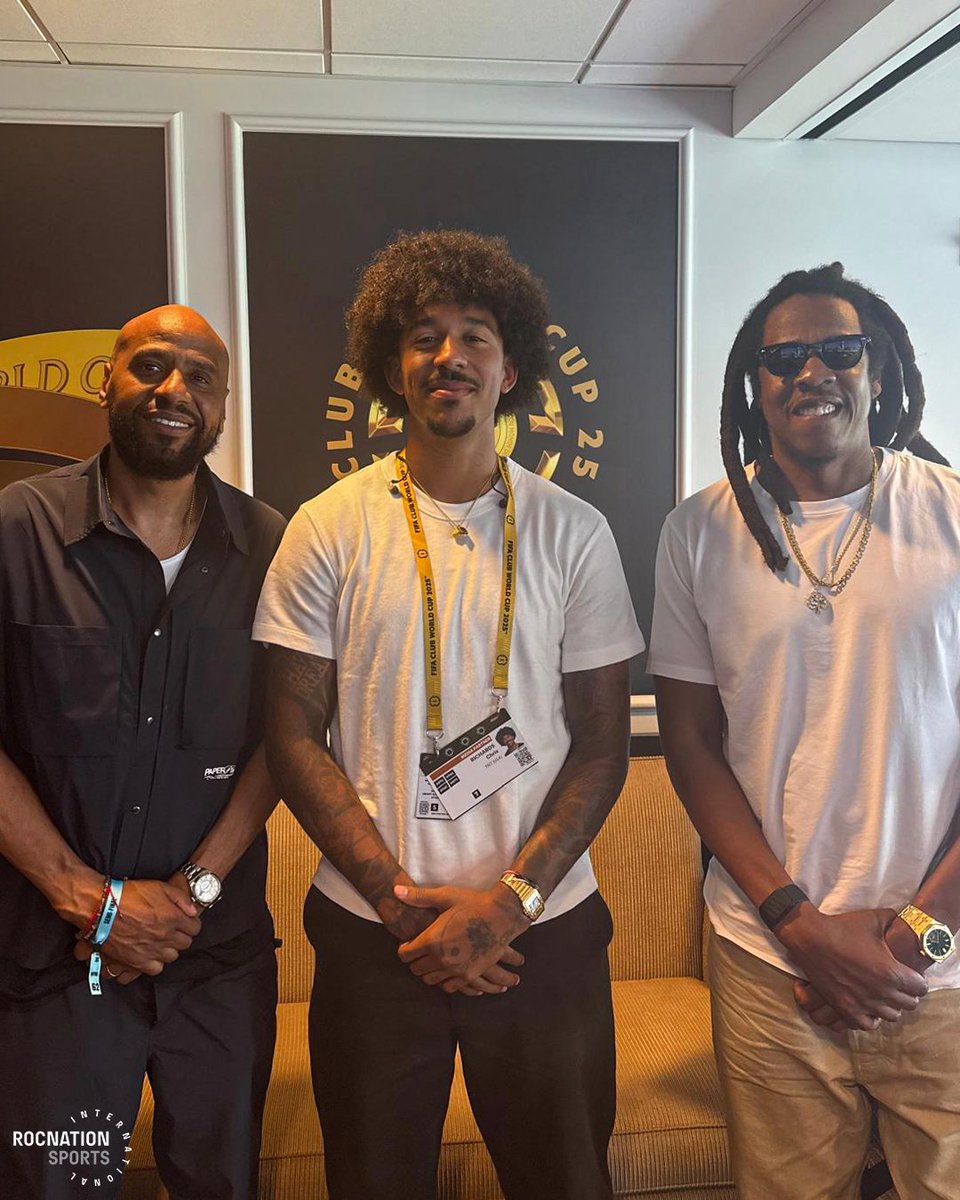 RocNationSI's tweet image. Family business.

@eastmamba | @sc