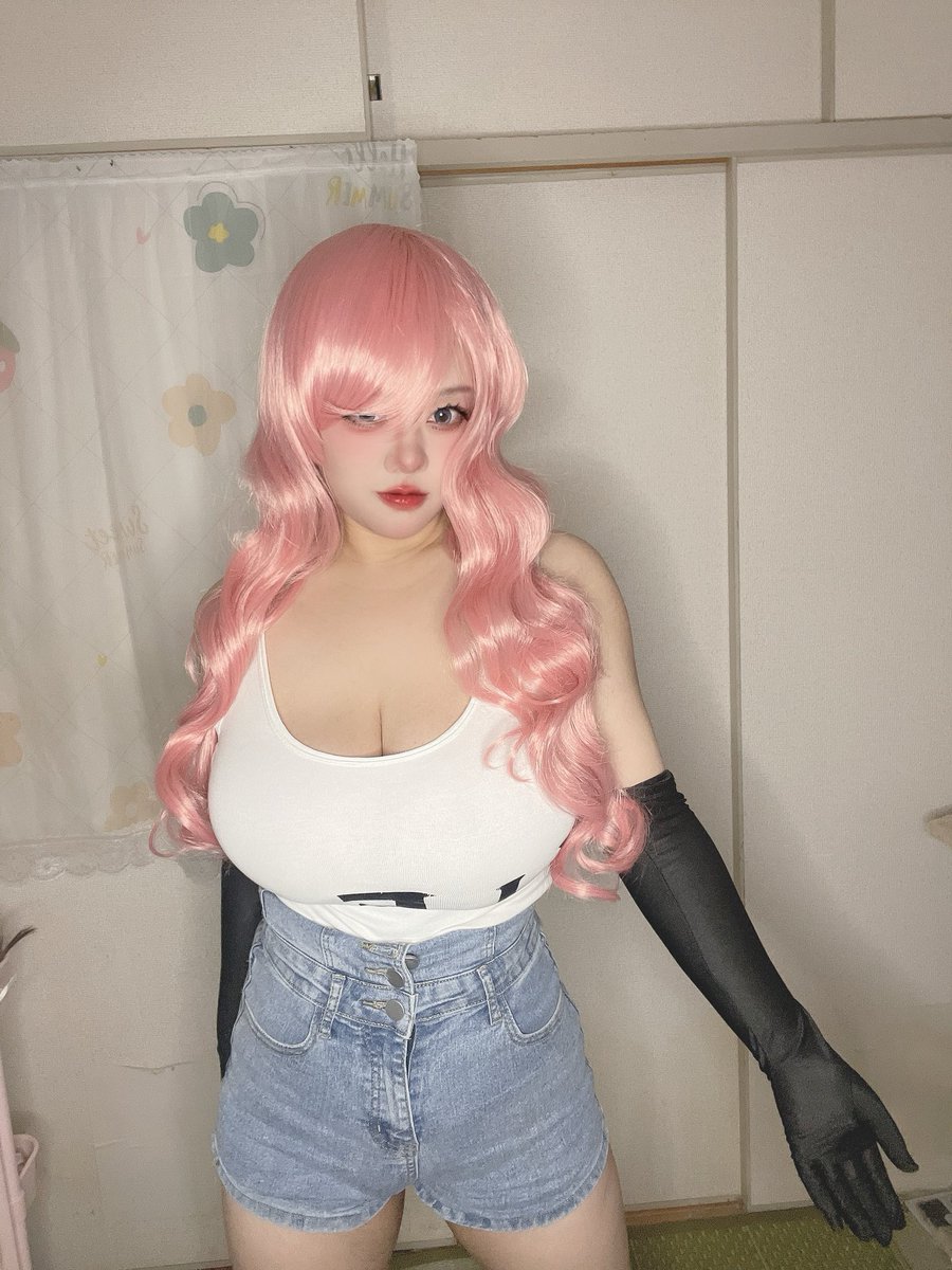 大哥@アニキC1071日目東ヤ48a tweet media