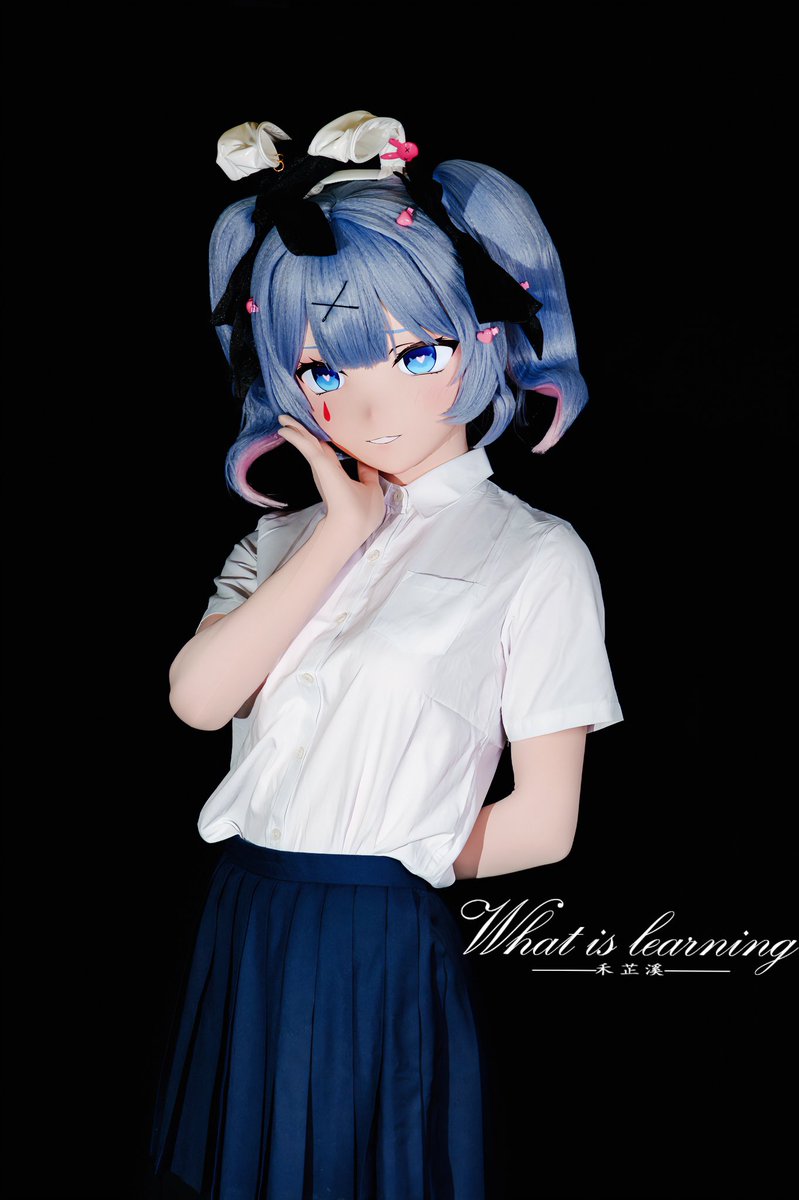 Ihatethestudy77's tweet image. 校园兔子洞
📷/🪄/出镜:我
🎭:@Shushu_kigurumi
#kig #kigurumi #初音ミク #兔子洞 #miku #新人 #cosplay