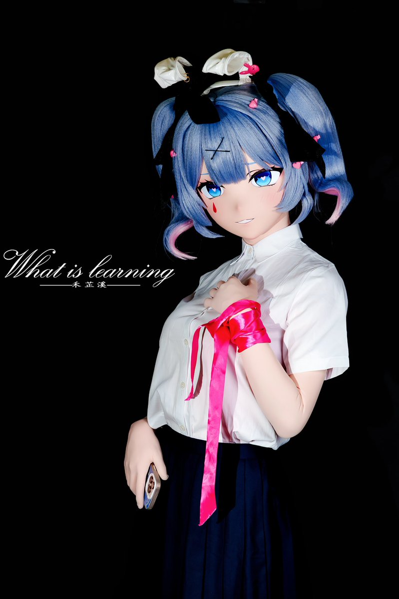 Ihatethestudy77's tweet image. 校园兔子洞
📷/🪄/出镜:我
🎭:@Shushu_kigurumi
#kig #kigurumi #初音ミク #兔子洞 #miku #新人 #cosplay