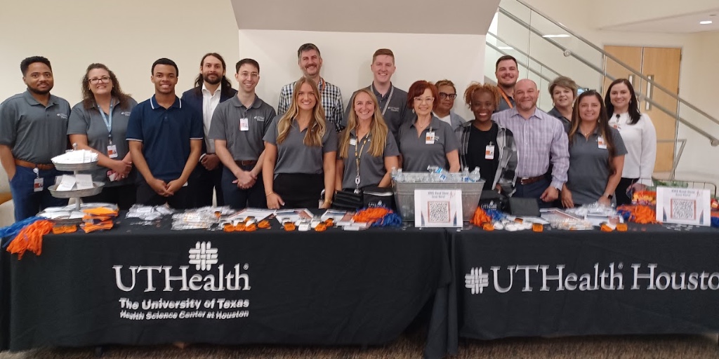 UTHealthHouston's tweet image. At #UTHealthHouston, patient care begins long before a white coat is worn. It starts with the Talent Acquisition team connecting exceptional candidates to meaningful careers and playing a vital role in shaping the future of health care across the state of Texas.