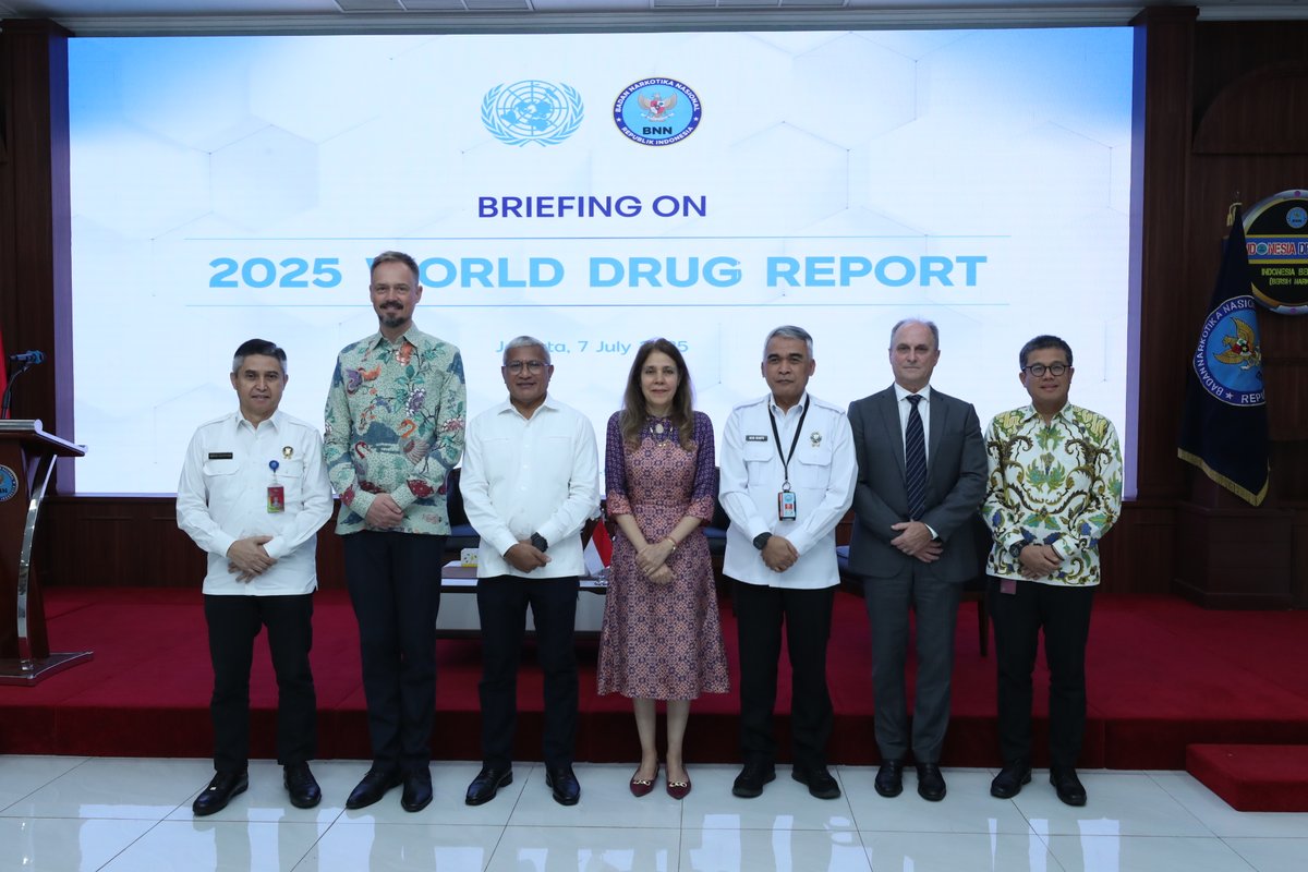 In light of the #WorldDrugReport2025, <a href="/INFOBNN/">BNN RI</a> in collaboration with UNODC held a national briefing to discuss the implications of the new trends in drug trafficking and drug use to Indonesia and the wider region, as well as strategic responses done by the Indonesian government.