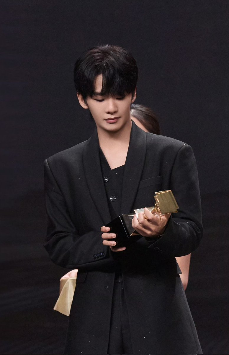 มก. ꈍ⁠ᴗ⁠ꈍ⁠ 🍊🥥 ꒰💧🌳 ꒱ tweet media