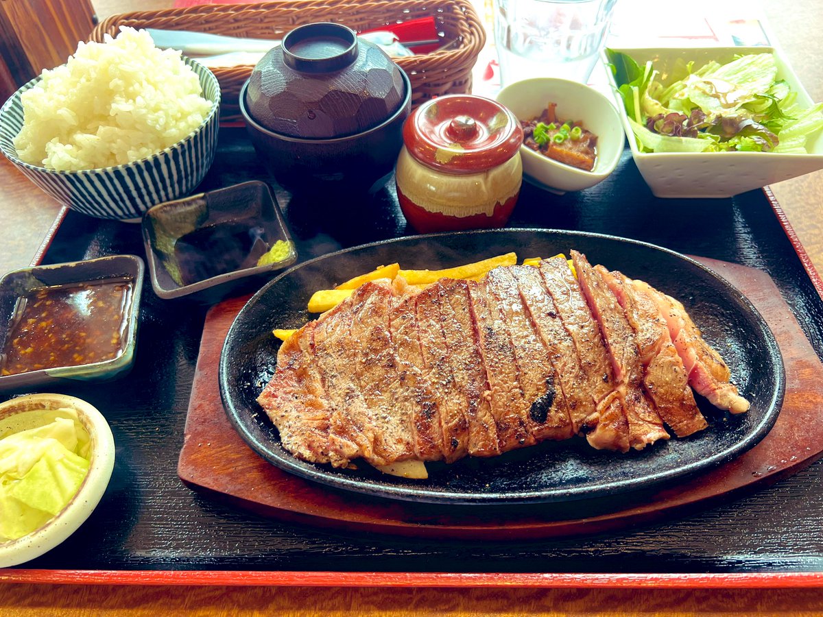 先生 tweet media