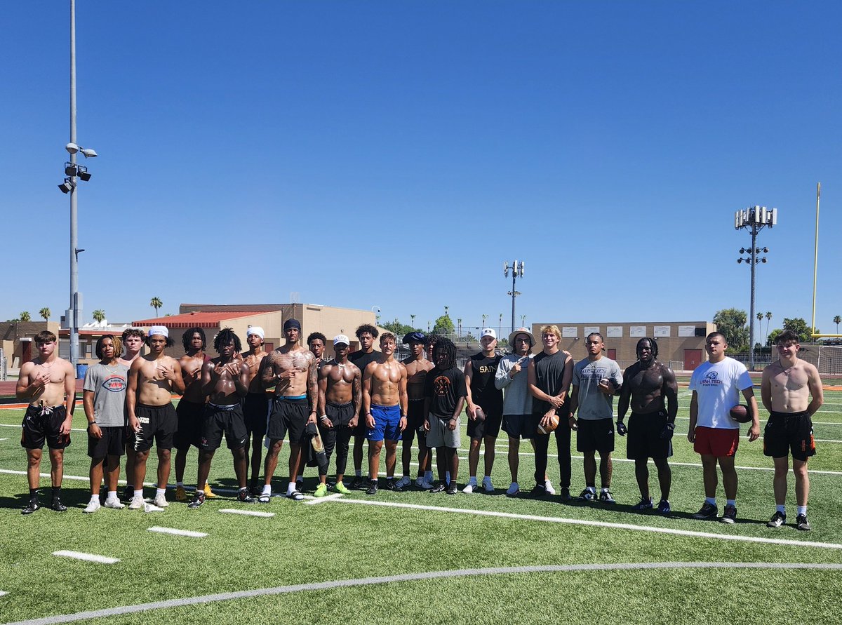 Mike Giovando (@elev8qbacademy) on Twitter photo Great group to work with! <a href="/SpencerRattler/">Spencer Rattler</a> <a href="/Saints/">New Orleans Saints</a> <a href="/QBDwilliams1/">Demond Williams jr✞</a> <a href="/UW_Football/">Washington Football</a> <a href="/_elimanzanares/">Eli Manzanares</a> <a href="/rylanreyes16/">Rylan Reyes</a> <a href="/Rober1Knorr_/">Robert Knorr 2025 QB</a> <a href="/DominickBarjona/">Dominick Barjona</a> @colemanowen <a href="/Colts/">Indianapolis Colts</a> <a href="/jaycowing_/">Jacob Cowing</a> <a href="/49ers/">San Francisco 49ers</a> <a href="/IsaiahHodgins/">Isaiah Hodgins</a> <a href="/49ers/">San Francisco 49ers</a> <a href="/jonahcoleman8/">Jonah Coleman</a> <a href="/quarterbackmag/">Quarterback Magazine</a> Great group to work with! <a href="/SpencerRattler/">Spencer Rattler</a> <a href="/Saints/">New Orleans Saints</a> <a href="/QBDwilliams1/">Demond Williams jr✞</a> <a href="/UW_Football/">Washington Football</a> <a href="/_elimanzanares/">Eli Manzanares</a> <a href="/rylanreyes16/">Rylan Reyes</a> <a href="/Rober1Knorr_/">Robert Knorr 2025 QB</a> <a href="/DominickBarjona/">Dominick Barjona</a> @colemanowen <a href="/Colts/">Indianapolis Colts</a> <a href="/jaycowing_/">Jacob Cowing</a> <a href="/49ers/">San Francisco 49ers</a> <a href="/IsaiahHodgins/">Isaiah Hodgins</a> <a href="/49ers/">San Francisco 49ers</a> <a href="/jonahcoleman8/">Jonah Coleman</a> <a href="/quarterbackmag/">Quarterback Magazine</a>