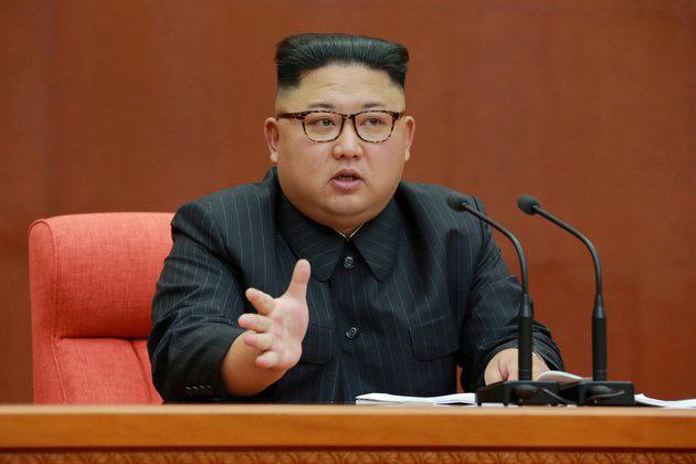 DailyIranNews's tweet image. 🚨🇰🇵 Kim Jong Un:
Trump has been repeating for over a month: “I will end the war on Gaza this week”…
Yet now he meets the war criminal Netanyahu with full warmth — not to end the war, but to control the game.
This annoying man plays with the world’s emotions shamelessly.