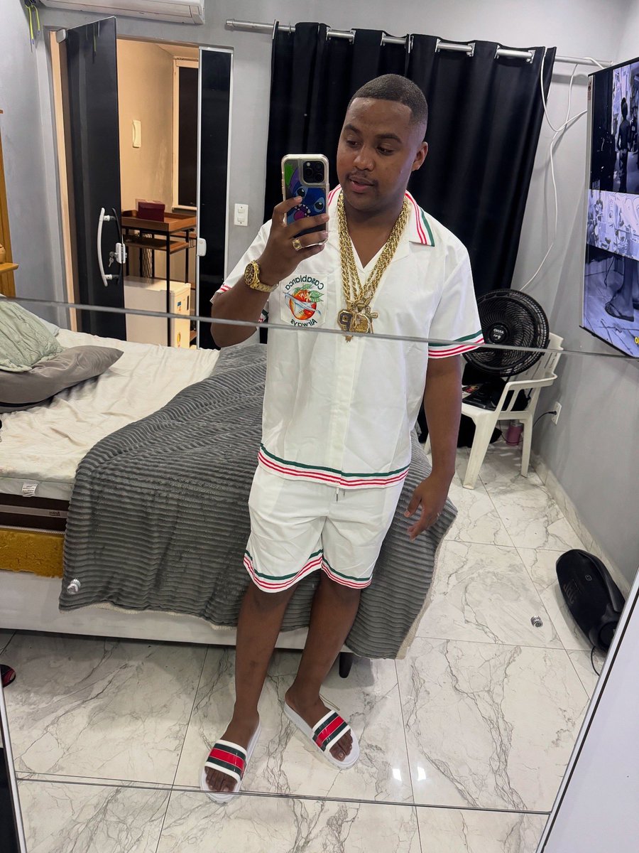 Obrigado meu Deus por me conceder mais um ano de vida, nada a reclamar só agradece, sem os seus cuidados não sei oque seria de mim… 🙌🏾🙇🏾‍♂️✨🥳❤️🍀