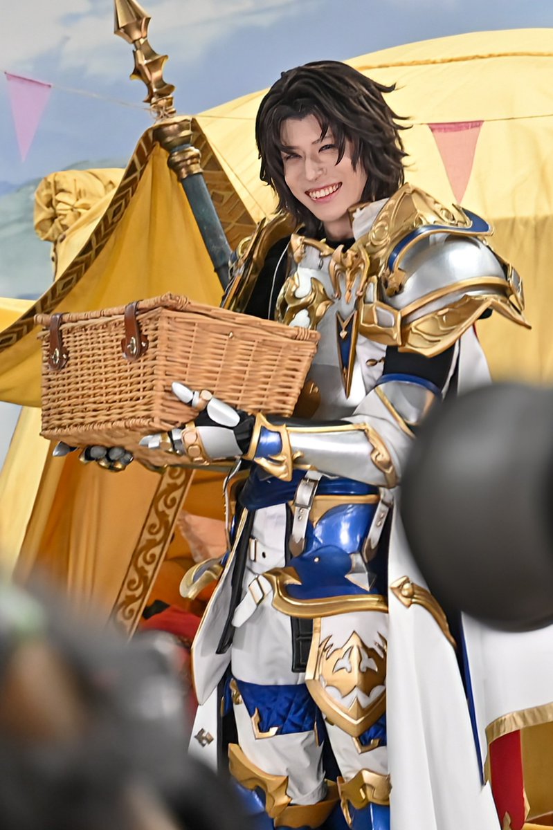 持ち方かわいい
（だいぶブレていて強めに補正したので心の目で見てください）