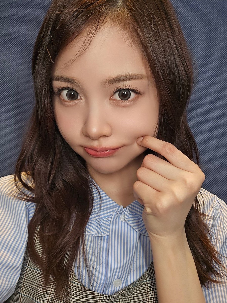 hearts2hearts pics tweet media