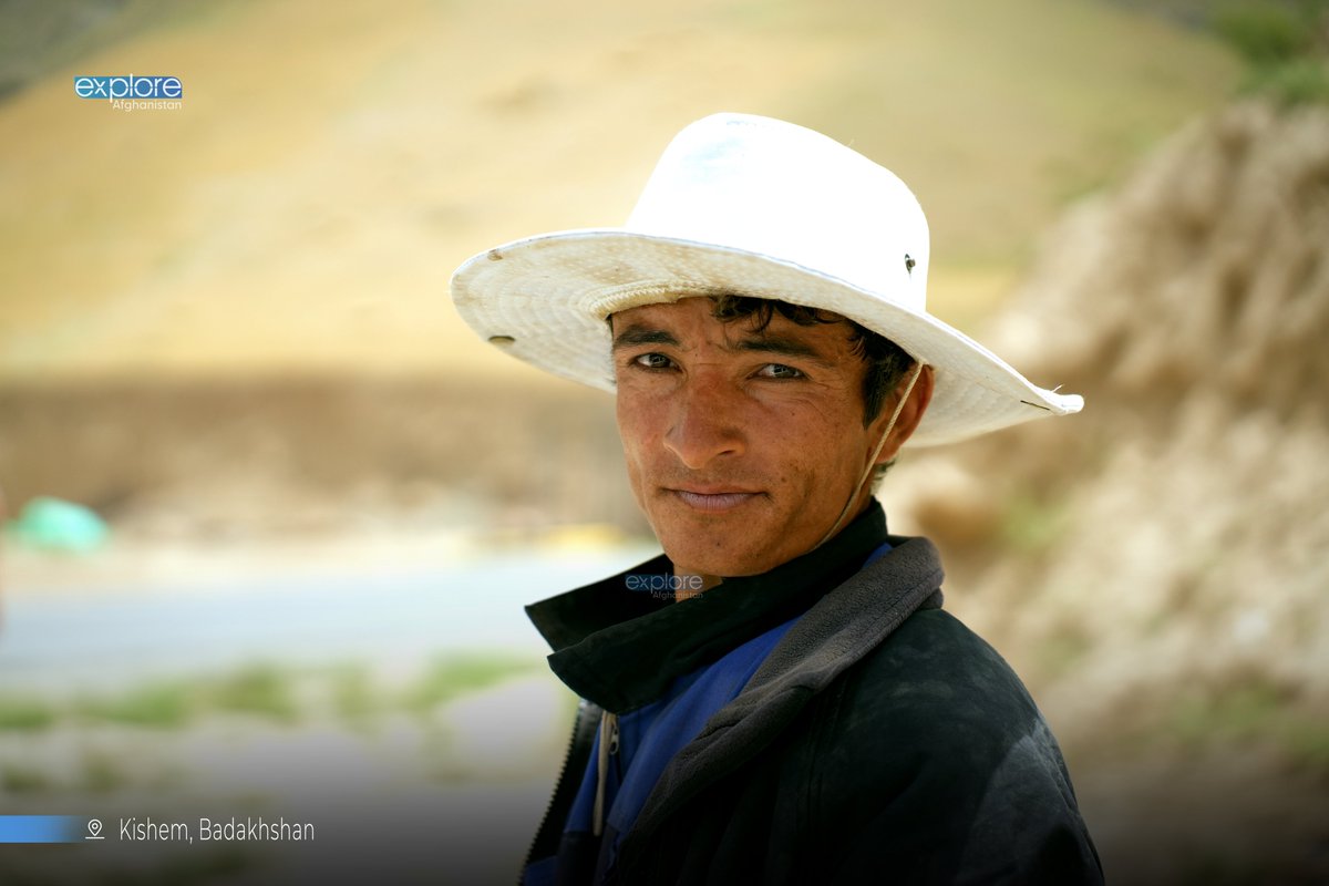 explore_af's tweet photo. Sun-kissed hills and heartfelt gazes — Kishem holds stories in every face and pride in every step.
#ExploreAfghanistan #Kishem https://t.co/nCMtA0hT1e