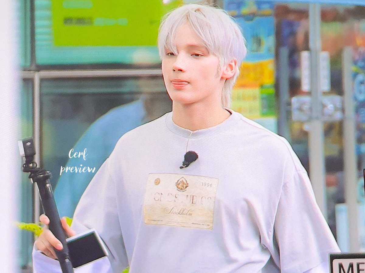 𝐶𝑒𝑟𝑓🦌 tweet media