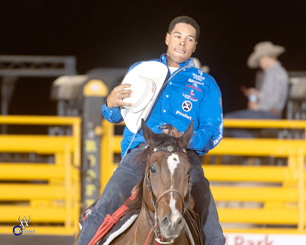 TwisTEDRodeo's tweet image. #WorldChampion Shad Mayfield made a "money" run during his Wednesday adventure to @RooftopRodeo, stopping the clock in 8.3 seconds to move into a tie for second place with one night remaining. twistedrodeo.com/2025/07/10/may… 📸 @AvidVisualImage