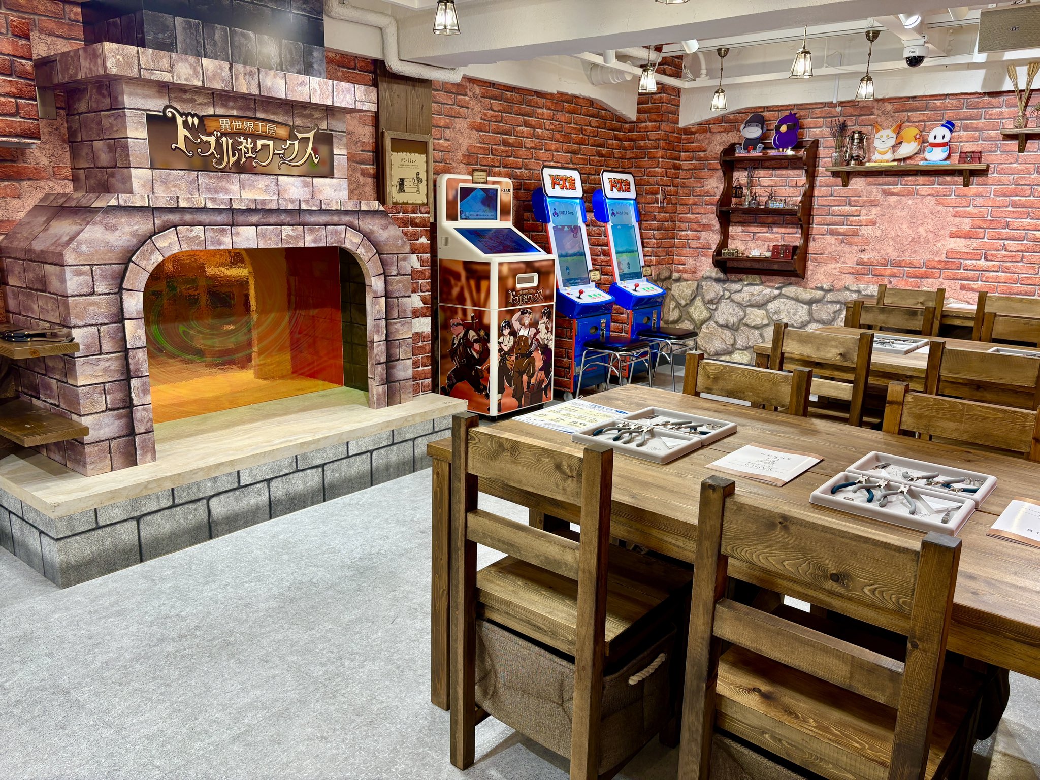 えびちゃん　ドズル社ワークス 異世界工房 GiGO池袋1号館に常設店舗「異世界工房 ドズル社ワークス」が2025