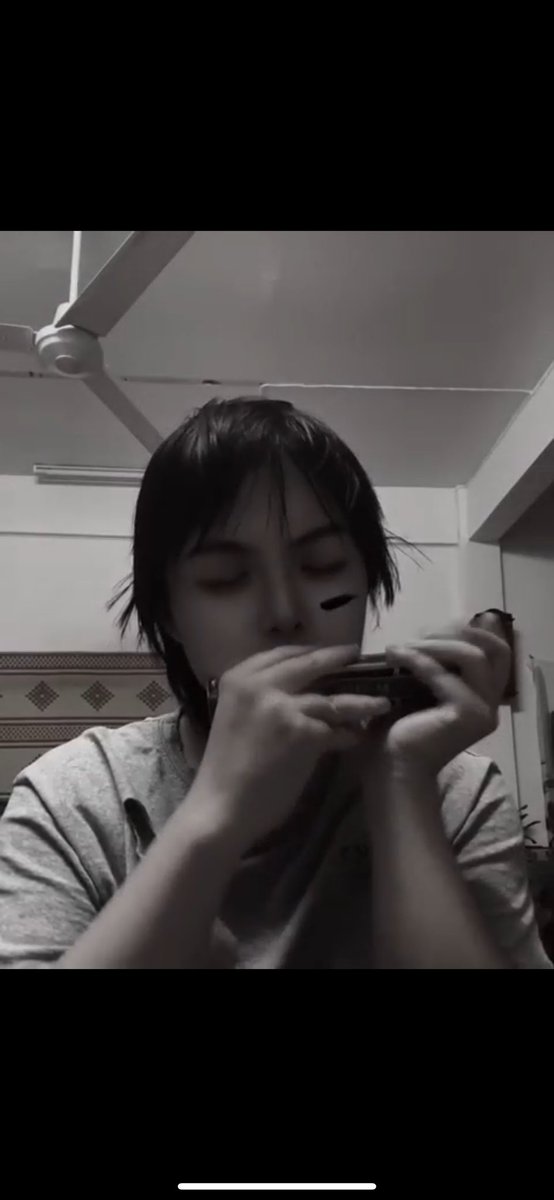 先来个预热，说实话我不想找太看重颜值的男性。
我本人是很随性的，我从来不化妆，也不会花时间打扮自己，找不找对象都无所谓吧，我更看重是否能一起玩，爱好是否同频。
年轻漂亮，随着时间的推移，都会淡化，总有更年轻更漂亮更有钱更帅气的，看重颜值的可以不用聊了，😆