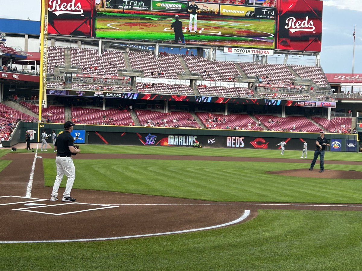 Steve Newmark tweet media