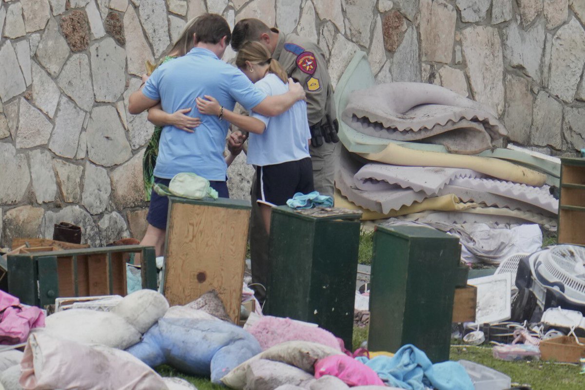apseanmurphy's tweet image. Harrowing stories of rescue emerge from Texas floods as crews search for over 160 reported missing
apnews.com/article/texas-…