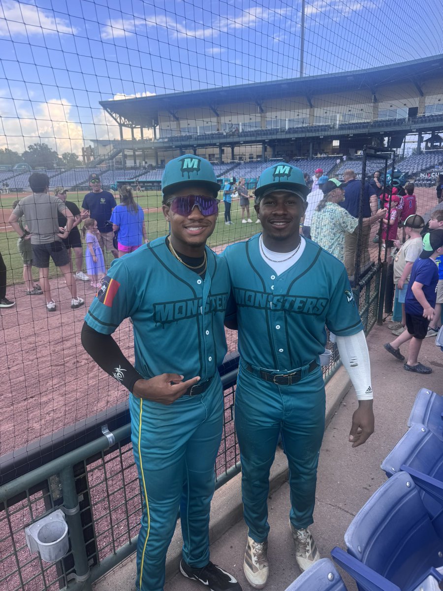 Brian Lewis tweet media